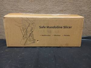 lot 50 image: SAFE MANDOLINE SLICER