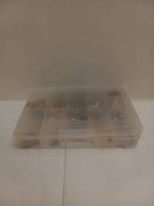 lot 63 image: MISCELLANEOUS FASHION JEWELRYACCESSORIES