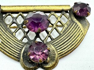 lot 70 image: Pair of Vintage Gold Colored Brooches with Purple Rhinestones