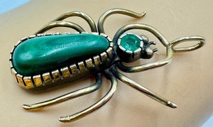 lot 74 image: Vintage Silver and Malachite Spider Pendant