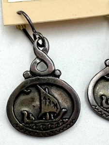lot 113 image: New Sterling Silver Earrings by MLou Brubaker