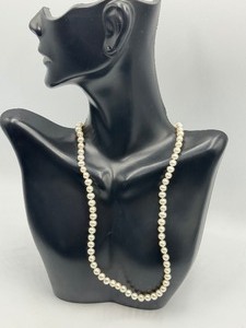 lot 147 image: Freshwater Pearl Necklace with 14k Clasp