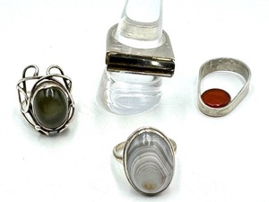 lot 141 image: Four Vintage Silver Rings