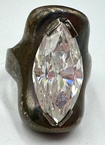 lot 119 image: Large Vintage Sterling and Quart Ring