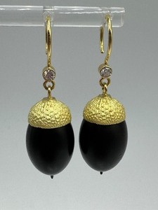 lot 25A image: 18k Gold and Diamond Acorn Figurine Earrings