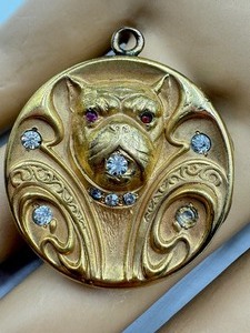 lot 35A image: Antique Victorian S & B.L. Bulldog Locket