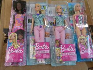 lot 324 image: Barbie Dolls...