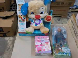 lot 326 image: Toys...