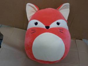 lot 342 image: Squish mallow Fifi...