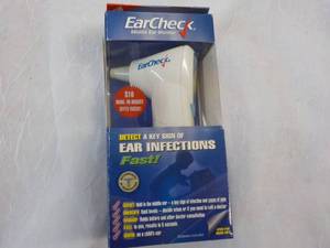 lot 370 image: Ear Check Monitor...