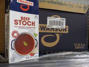 lot 403 image: 12 x 32 oz Swanson Beef Stock best date 111823