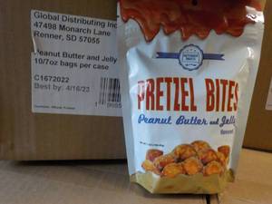 lot 411 image: 10 x 7 oz Bags Pretzel Bites Peanut Butter and Jelly Best By 04162023