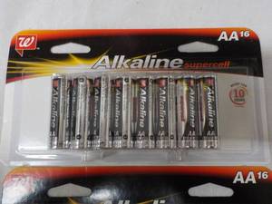 lot 1 image: 2 packs 32 Total Alkaline Supercell AA Batteries