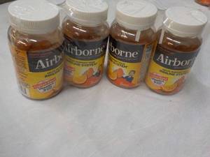 lot 18 image: 4 x 42 Gummies each Airborne supports immune system past best date