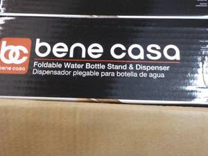 lot 73 image: 4 Benecasa Foldable Water Bottle Stand and Dispenser