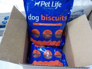 lot 80 image: 4 x 15 oz Bags Pet Life Dog Biscuits