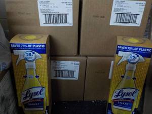 lot 98 image: 4 x 32 each Lysol Smart Cleaner Refills and 2 spray bottles