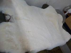 lot 151 image: Mon Chteau Luxe Faux Fur Quad Rug 70 x 43