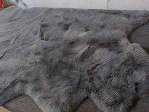lot 153 image: Mon Chteau Luxe Faux Fur Quad Rug 70 x 43