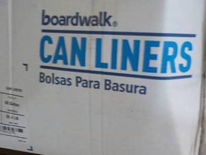 lot 214 image: 100 x 60 Gallon Can Liners...