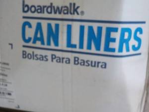 lot 213 image: 100 x 60 Gallon Can Liners...