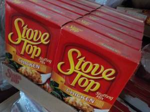 lot 221 image: 12 pack Stove Top Chicken Stuffing Mix best date 012024
