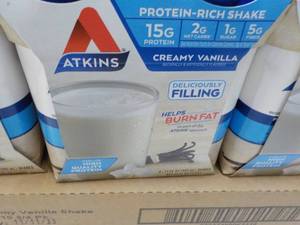 lot 236 image: 12 x 11 oz Atkins Creamy Vanilla Shakes best date 111123