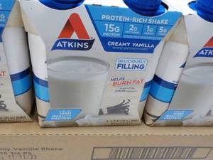 lot 238 image: 12 x 11 oz Atkins Creamy Vanilla Shakes best date 111123