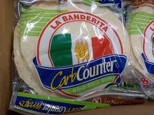 lot 272 image: 12 x 8 ct La Banderita Whole Wheat Wraps best date 11 182023