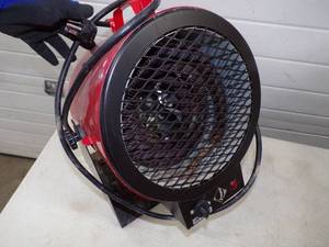 Cadet 240  208 V Plug in Heater 40003000 BTU