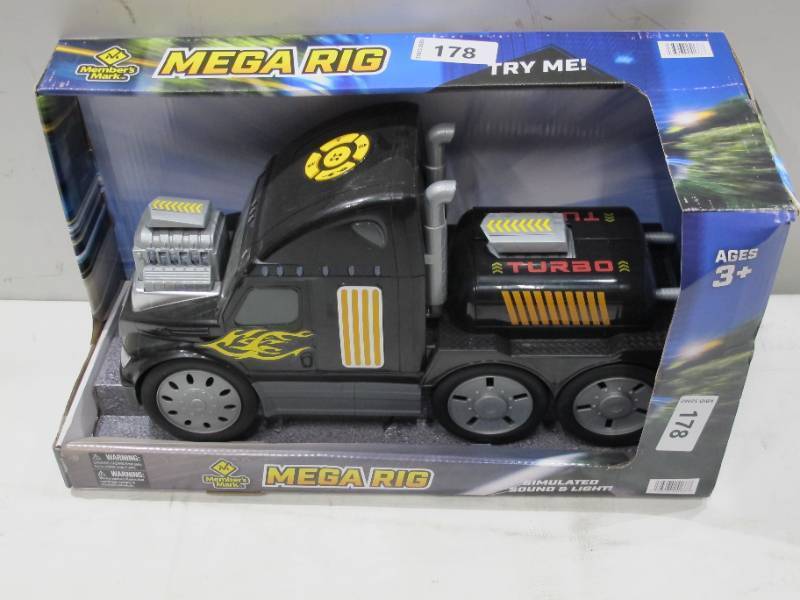 lot 413 image: NEW Members Mark Mega Rig - BLACK
