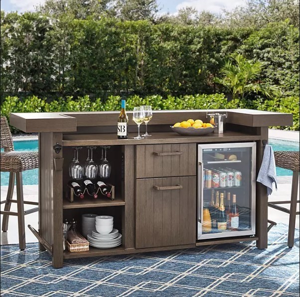 lot 112 image: NEW Members Mark 5-Piece Halstead Outdoor Bar