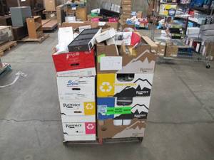 lot 107 image: Pallet of Store Overstock Store and Ecommerce Product and Returns