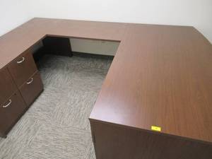 lot 111 image: Large 3 Sided Executive Desk with Tons of Storage and Drawers - Dark Wood