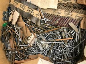 ASSORTED BOX OF NAILS