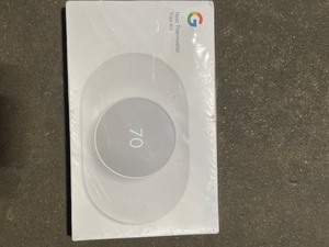 lot 33 image: Nest Thermostat Trim Kit - Snow Customer Returns See Pictures