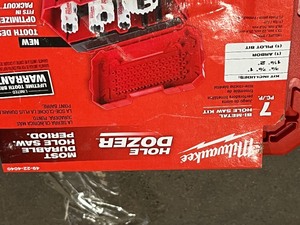 lot 44 image: Milwaukee 7pc. Hole dozer set Customer Returns See Pictures