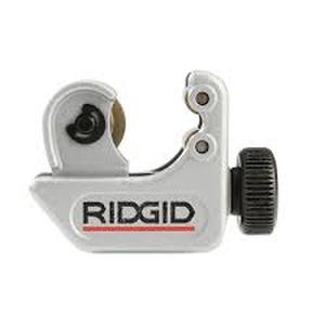 lot 56 image: Set of 2 Rigid 316 in. to 1516 in. 104 Close Quarters Copper, Aluminum, Brass, and Plastic Tubing Cutter, Multi-Use Tubing Tool