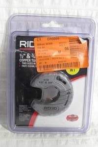 lot 59 image: Rigid 12 in. to 34 in. C34 C Style Close Quarters Quick Change Copper Pipe & Tubing Cutter w Spring Loaded Cutting Wheel