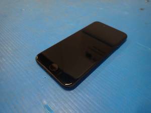 Apple&nbspiPhone 7 A1778  32GB of storage  AT&ampT Carrier Locked  Includes Charging Cable &nbspMinor scratches on screen