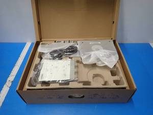 Dell&nbspP2418HZm LCD Monitor  24 screen with 1920 x 1080 HD Resolution &nbspNew open box - Box has slight wear, original accessories included&nbsp
