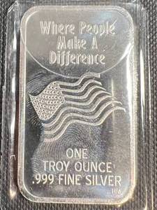 1 TROY OZ .999 FINE SILVER DONALD TRUMP WANTED FOR PRESIDENT BAR