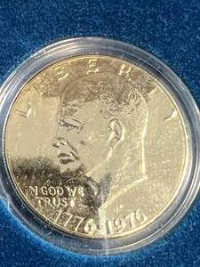 US BICENTENNIAL EISENHOWER DOLLAR