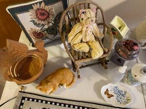 Miscellaneous Decorative Items