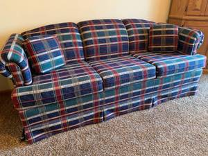 Sofa and Loveseat Very clean and like new Living Room, Rec Room, Cabin or anywhere you lounge and entertain
