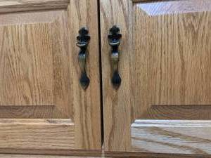 TV Stand with Swivel Top