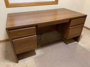 4 Drawer Desk