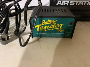 Black and Decker Airstation, Schumacher Battery Tender Plus