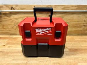 lot 10 image: MILWAUKEE M12 FUEL 12-Volt Lithium-Ion Cordless 1.6 Gal. WetDry Vacuum (Vacuum-Only)