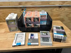 lot 101 image: Lot of Phone Cases